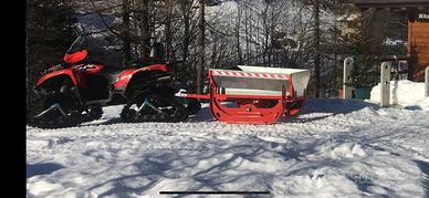 Quad cingolato rimorchio per neve