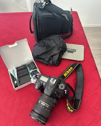 Nikon Reflex D7100 + obiettivo Nikkor 18-200mm