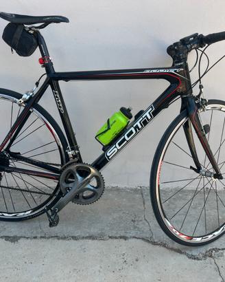 Bici da corsa carbonio Scott Addict R2