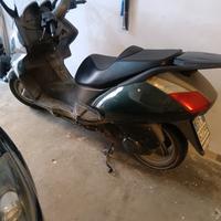 Aprilia Atlantic 200 cc