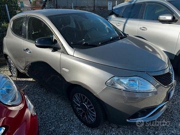 Lancia Ypsilon 1.3 MJT 16V 95 CV 5 porte S&S Gold 