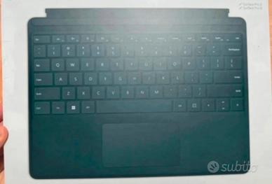 Tastiera per tablet + Cover