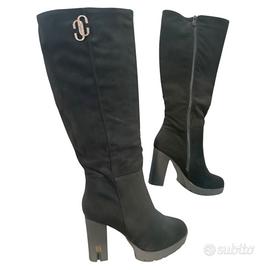 Stivali da donna in camoscio altezza tacco 10cm
