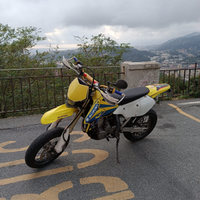 Suzuki drz 400 SM