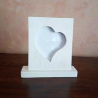 Portafoto in legno intaglio a cuore