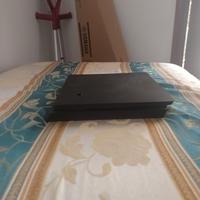 play 4 slim usata solo un paio di volte