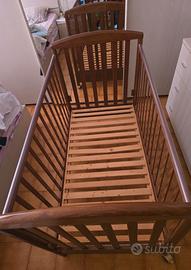 Lettino per bambini con sbarre