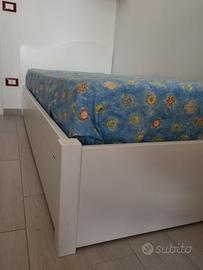 Letto singolo + scrivania laccatura bianca opaca