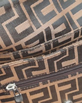 borsello molto comodo  unisex