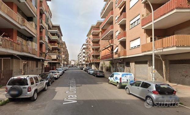 Monolocale indipendente con terrazzo zona Ostia