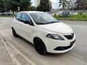 lancia-ypsilon-1-0-firefly-silver-70cv