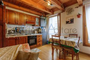 Appartamento di 100 m² con 3 locali e box auto a P
