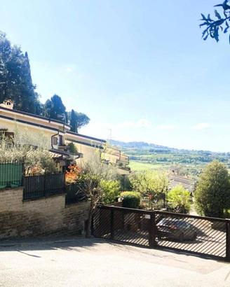Villa di 217 m² con più di 5 locali a Grottaferrat