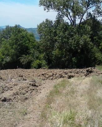 Terreno con attrezzatura