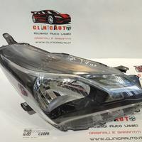 FARO ANTERIORE DESTRO TOYOTA Yaris Serie 811300DA1