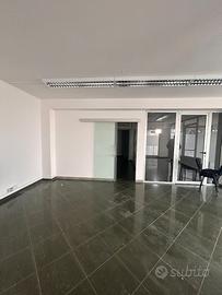 Locale commerciale al piano terra