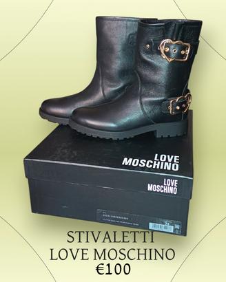 Stivaletti Love Moschino