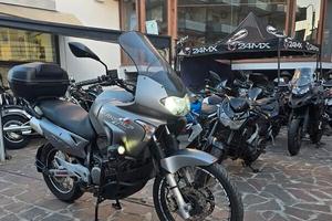 Honda Transalp 650 tua a 65 euro al mese poi decid