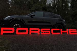 Insegna Luminosa Porsche Lettere
