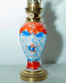 Lampada apetrolio anrica in porcellana Imari