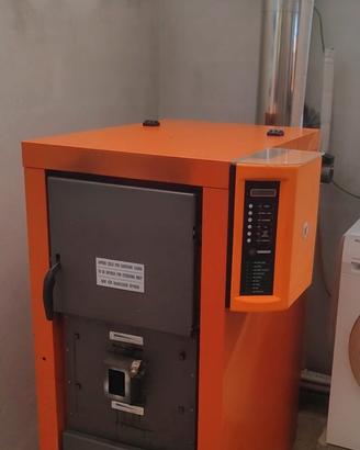 Caldaia a legna Thermorossi Aspirotronic LE 35