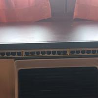 Switch CISCO 24 INPUT 