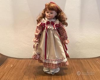 Bambola in porcellana