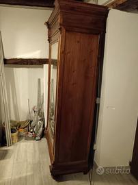 armadio in noce inizi 900