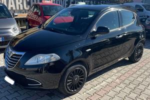 Lancia Ypsilon 1.3 MJT 16V 95 CV 5 porte S&S Black