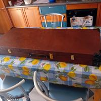 Custodia rigida per chitarra elettrica universale 