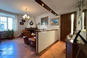 CASA DI CORTE A FIRENZE