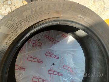  Pneumatici estivi € 200