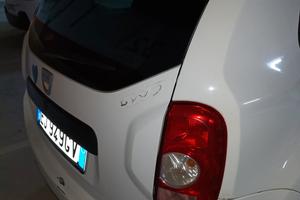 dacia Duster 2012 gpl 4x4