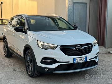 Opel grandland x 2021 solo 10mila km nuova