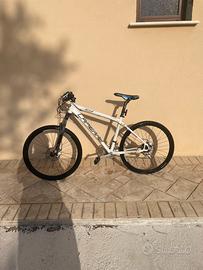 Bici montain bike 26” LA PIERRE RAID 400