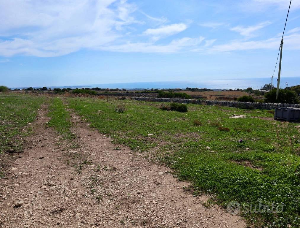 Terreno di 80000 m² a Ragusa - Vista 2