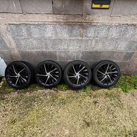 Cerchi in lega alfa romeo Giulietta.