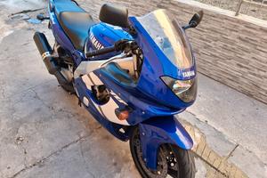 yzf 600