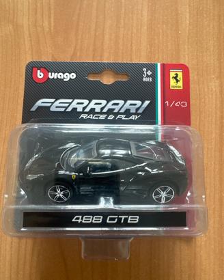 Burago Ferrari 488 GTB 1:43