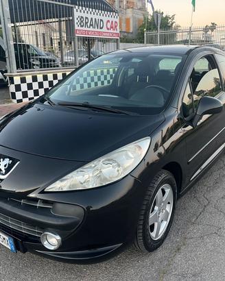 Peugeot 207 1.4 8V X Line - 2009
