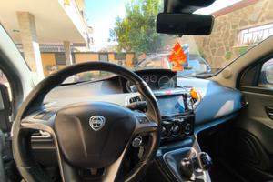 Lancia Ypsilon TwinAir benzina con impianto GPL
