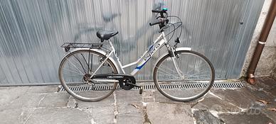 City bike da donna ruote da 28 "