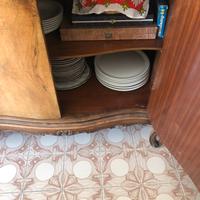 credenza con specchiera stile Chippendal