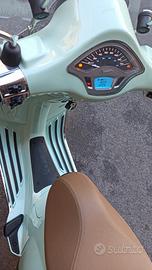 Piaggio Vespa 150 Primavera ABS - i-Get 3V-1600 km