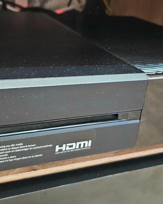 Xbox One più joypad wireless 