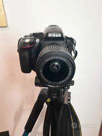 Macchina Fotografica Nikon D5300 Reflex + Treppied