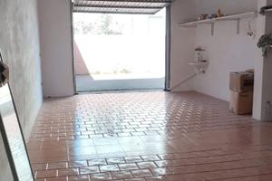Alghero ampio garage zona semicentrale