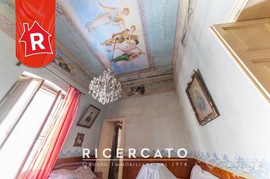 Palazzo storico nel cuore di San Pietro Vernotico,