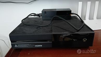 Xbox one con due controller 