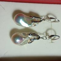 orecchini argento rodiato con perla naturale baroc